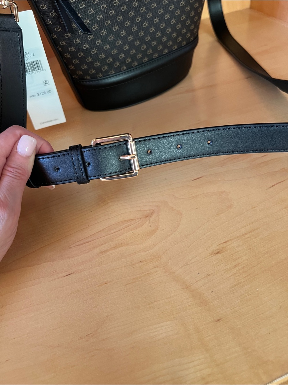 Calvin Klein Crossbody bag - Picture 5 of 12